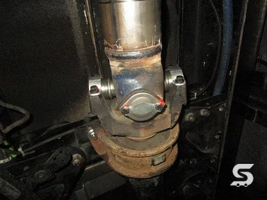 Conversión de quinta rueda a tortón en Kenworth T660, durante el proceso — Talleres Saucedo, Uruapan, Michoacán