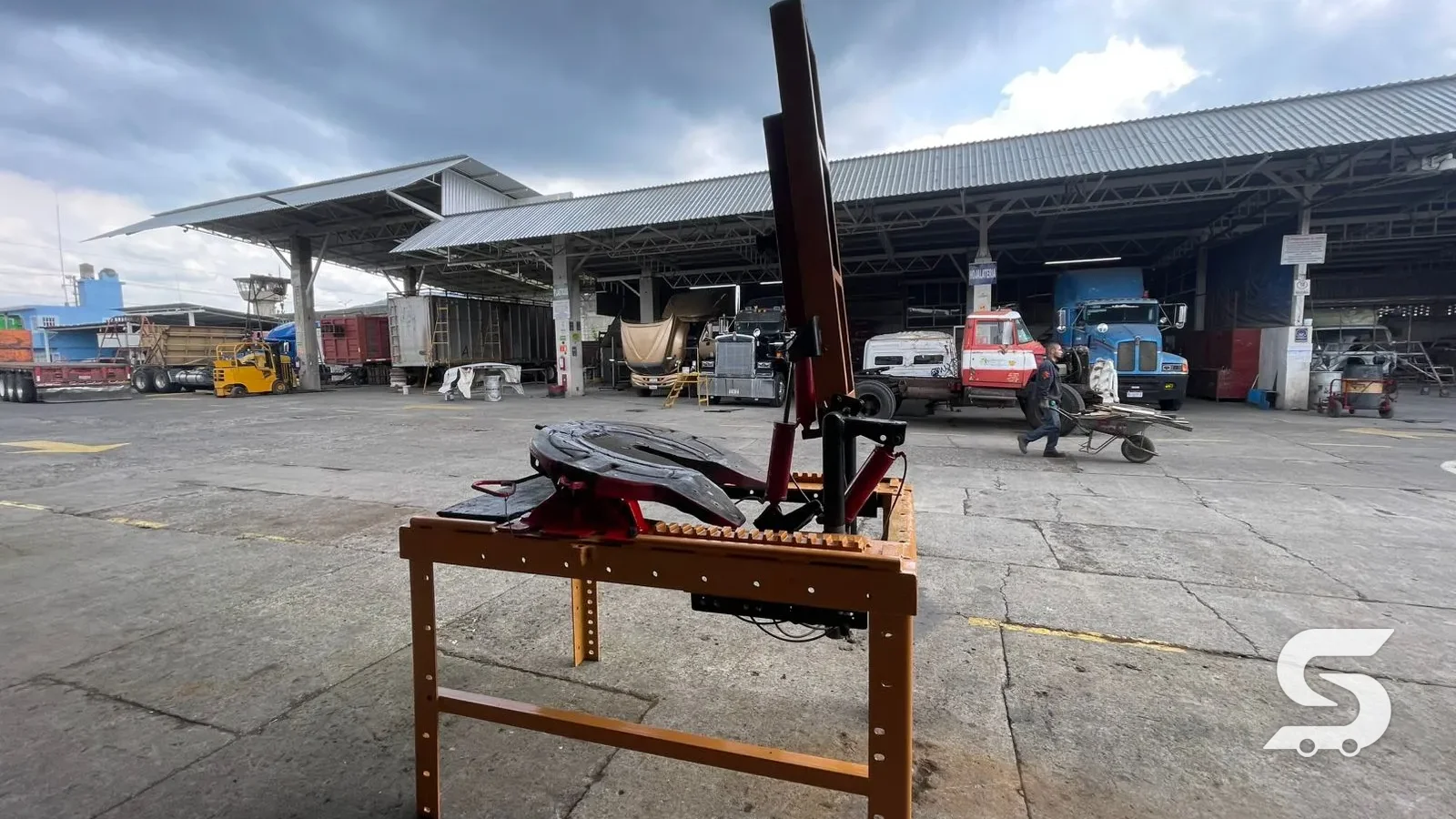 Trabajo real de Talleres Saucedo — Reparación de Quintas Ruedas